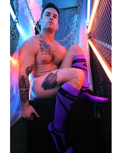 Chaussettes hautes Hybred Socks Violettes sextoys et accessoires sur La Boutique du Hard