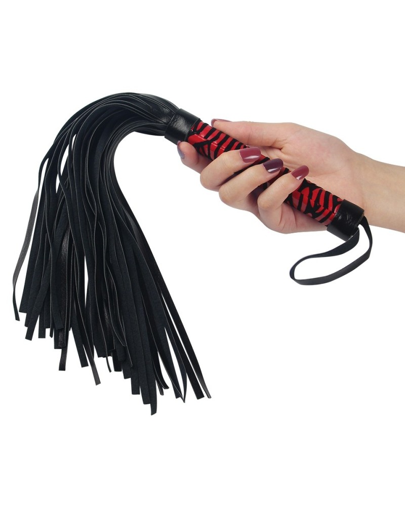 Martinet Whip Me Baby 38cm Noir-Rouge pas cher